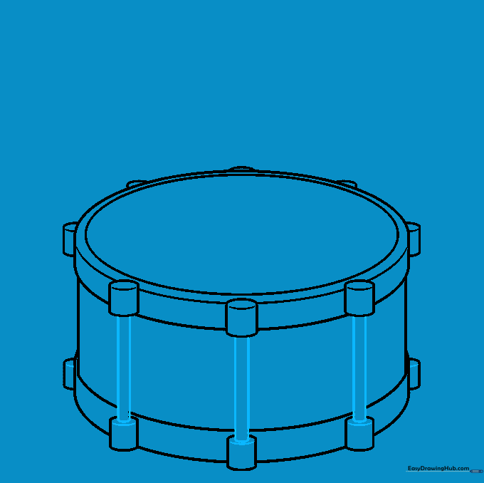 Drawing vertical lines connecting the top and bottom lugs of the drum.