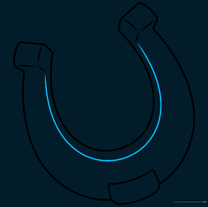 An additional inner U-line added to enhance the three-dimensional look of the horseshoe.