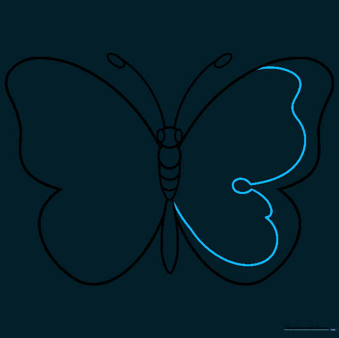 Adding decorative heart-shaped patterns inside the left wings.