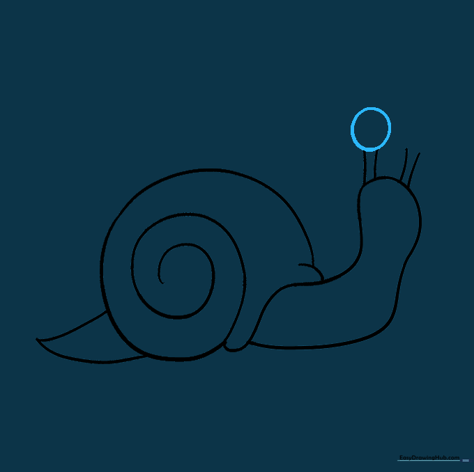 A circle added to the top of one eye stalk.