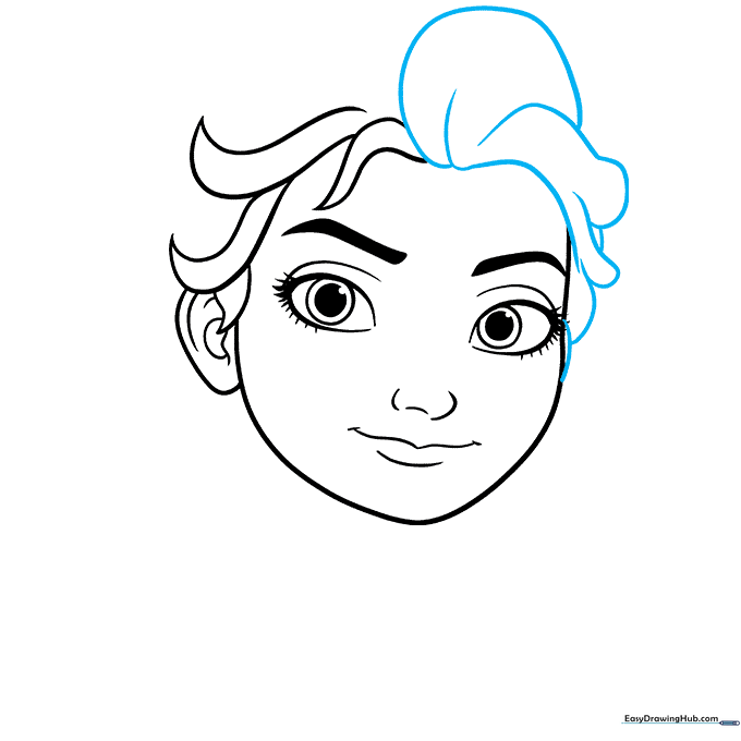 Adding more volume to Elsa's hair with rounded strands.