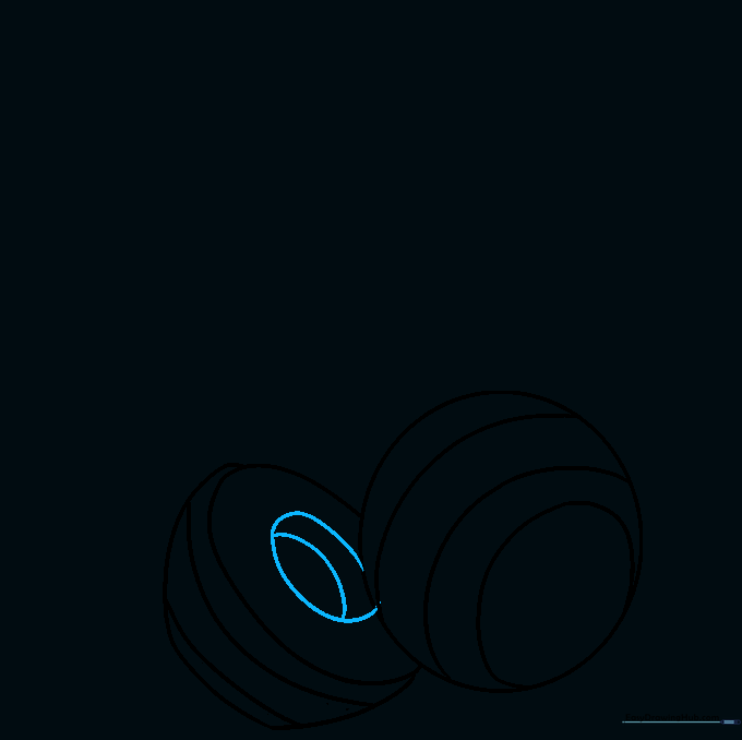 An inner oval and center line added to the earcup to provide realistic detail.