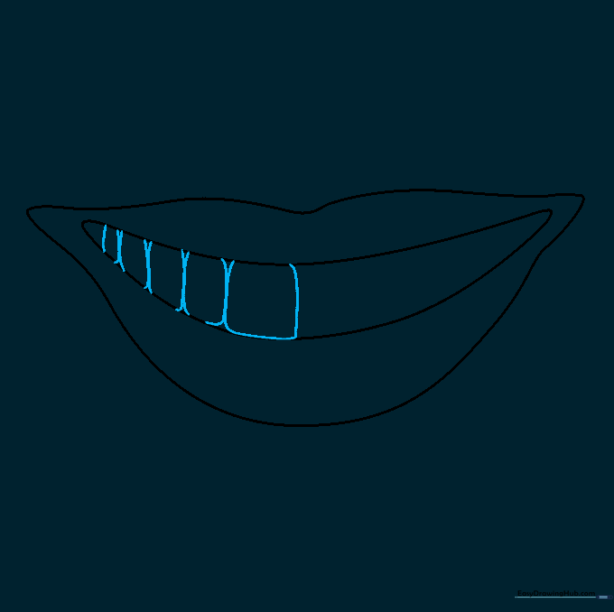 Beginning the teeth structure with small, curved vertical lines.