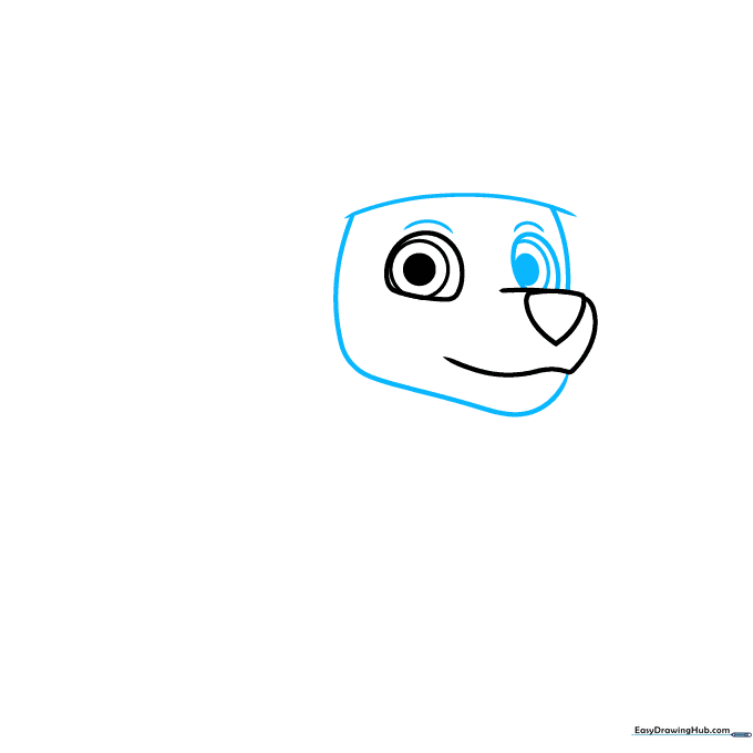 Drawing the full facial outline of Tracker, including both eyes and the lower hat brim.
